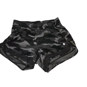 Athleta Size XS Mesh Racer Run Shorts 4”‎ Black Camo Athletic Running Lined EUC